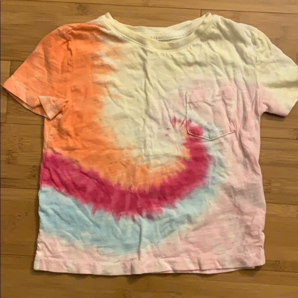 Gap tye-dye T-shirt with pocket in front